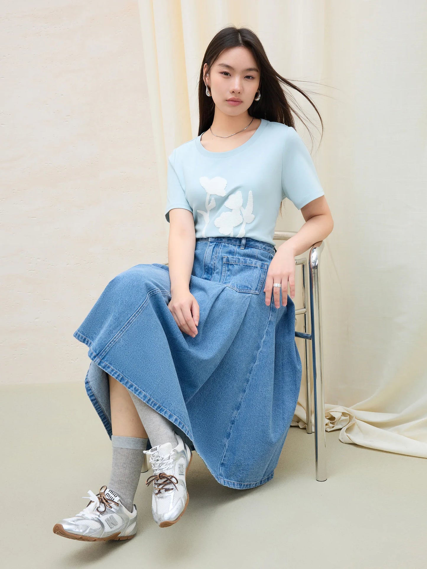 Damen-Colorblock-T-Shirt in Übergröße mit kurzen Ärmeln und figurformendem Design – sportlich und retro für den Alltag