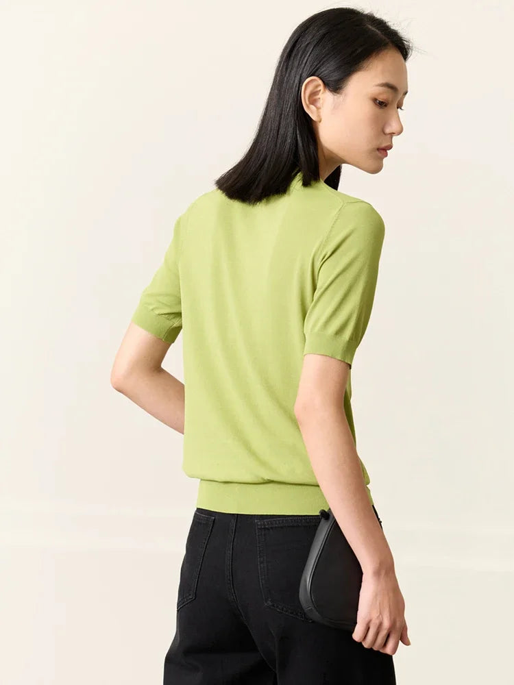 Damen Top im Minimalismus-Stil mit O-Ausschnitt und kontrastierenden Farben