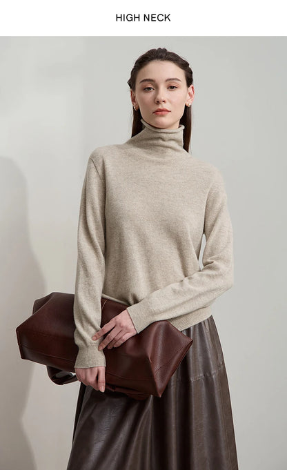 Damenpullover mit hohem Rollkragen, langärmelig, beigetönter Strickstoff