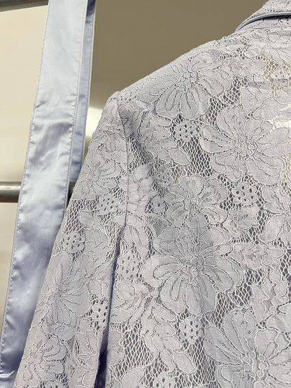 Schulterfreies ärmelloses Damenkleid mit 3D-Blumen und Patchwork-Design – figurbetont und modisch mit Reißverschluss.