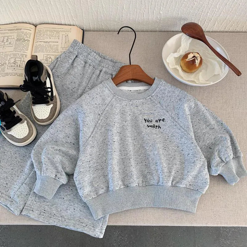 Kinder Hoodie Set mit Punkten und breiten Hosen im koreanischen Stil