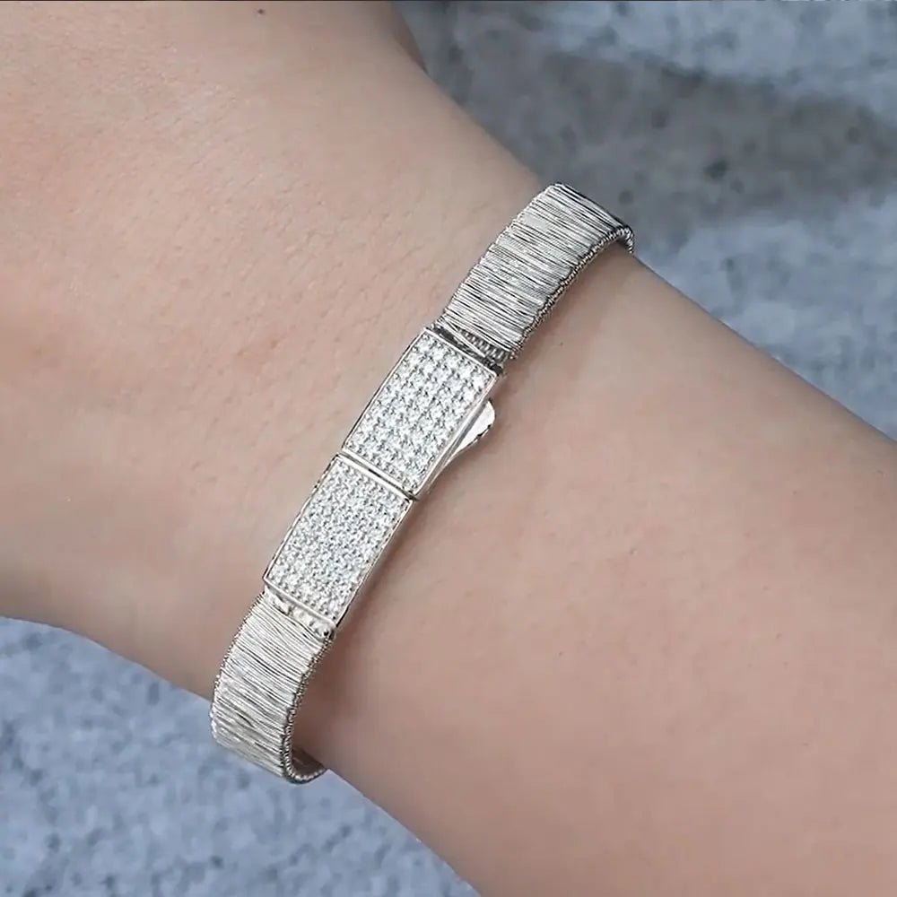 Damen-Tennisarmband Flachdraht mit Moissanit