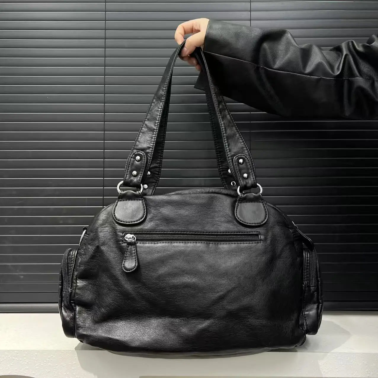 Damen-Satchel-Tasche aus PU-Leder mit Mehrfach-Innenfächern geeignet für Alltag und Freizeit