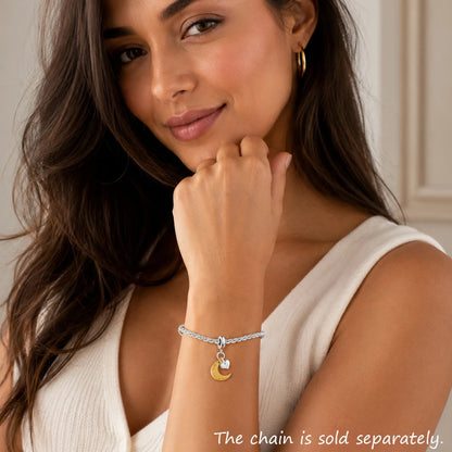 Mond-und-Herz-Charm am feinen Armband, silberner Anhänger mit Mondsichel und Herz