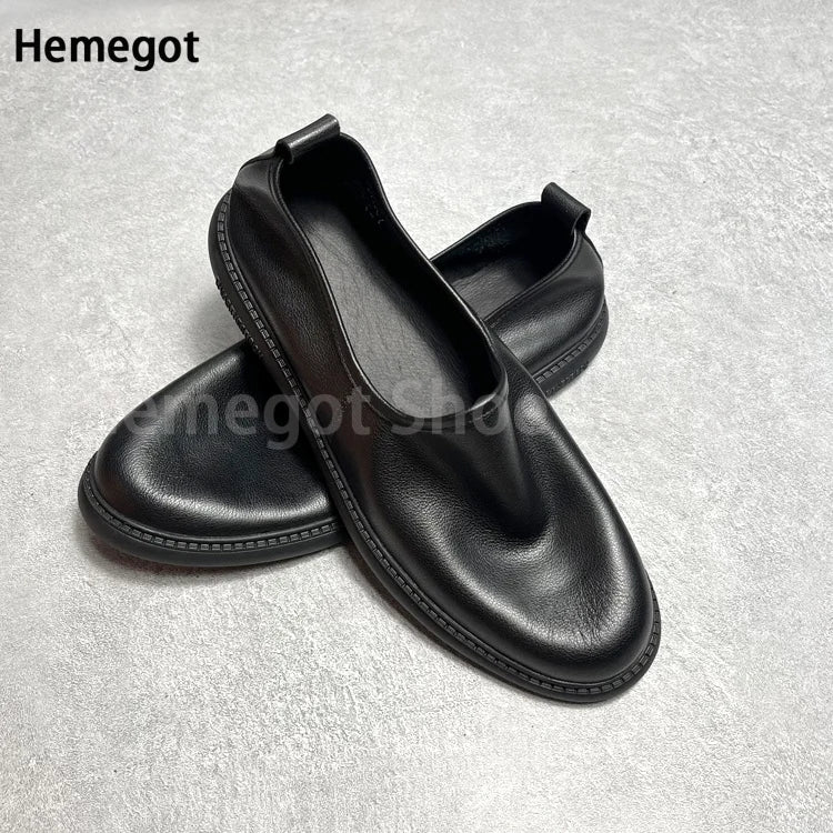 Schwarze Leder-Loafer im Paar, Schlupföffnung, flache Sohle