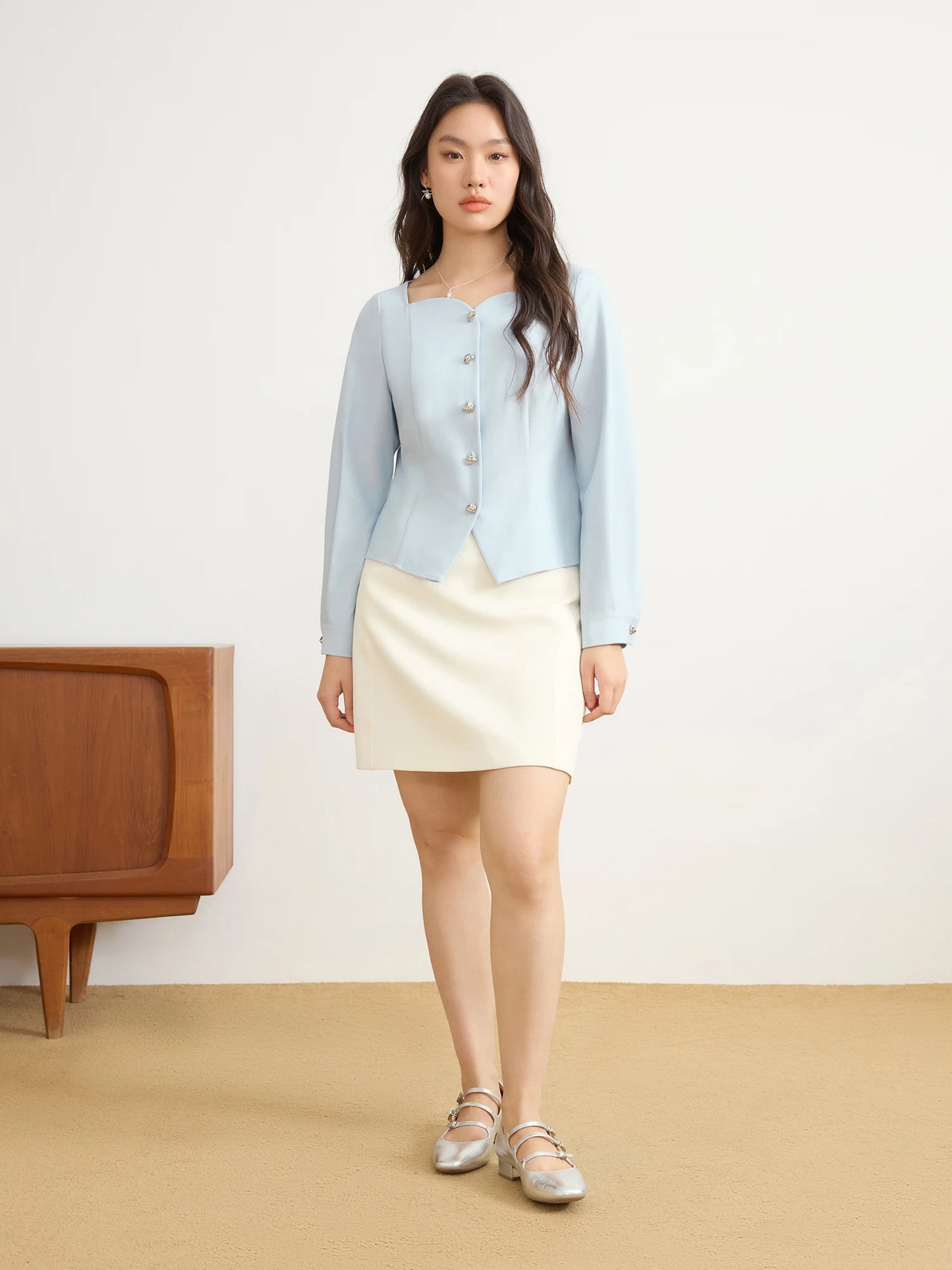 Langärmlige Damenbluse aus 100% Baumwolle in Blau und Pink – ideal für den Herbst und den Arbeitsalltag