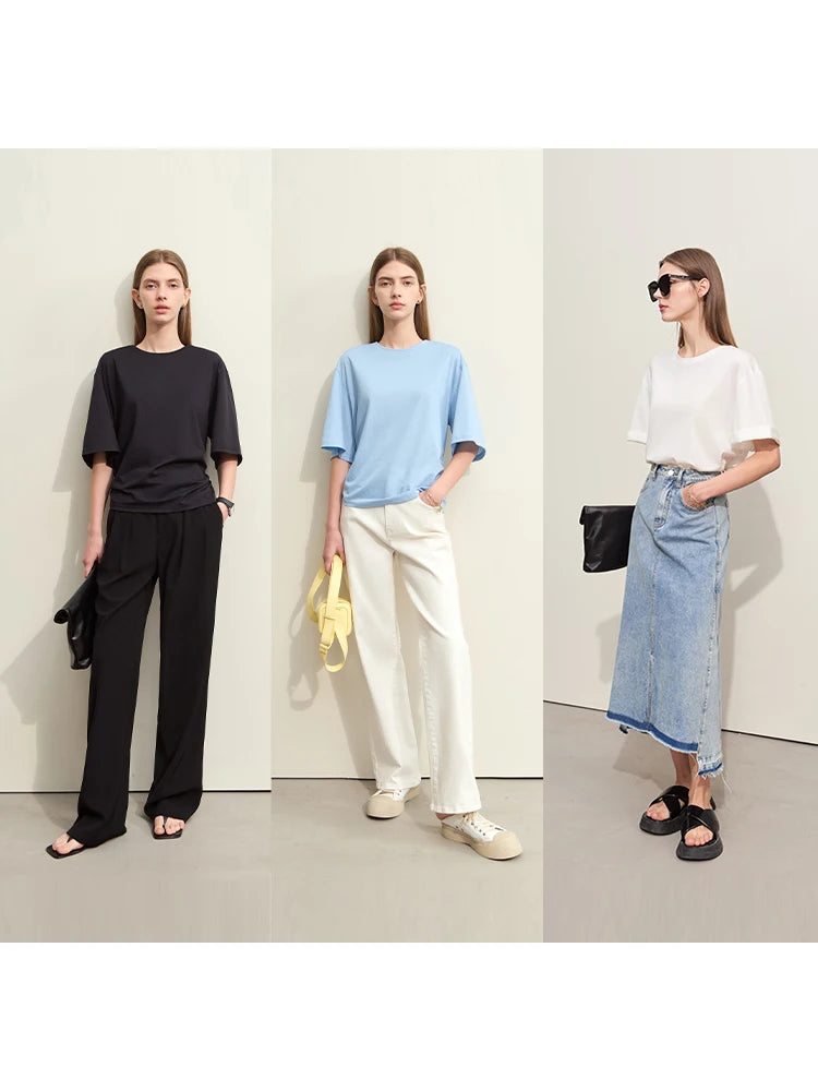 Damen T-Shirt im minimalistischen Stil aus leichtem elastischen Baumwollstoff