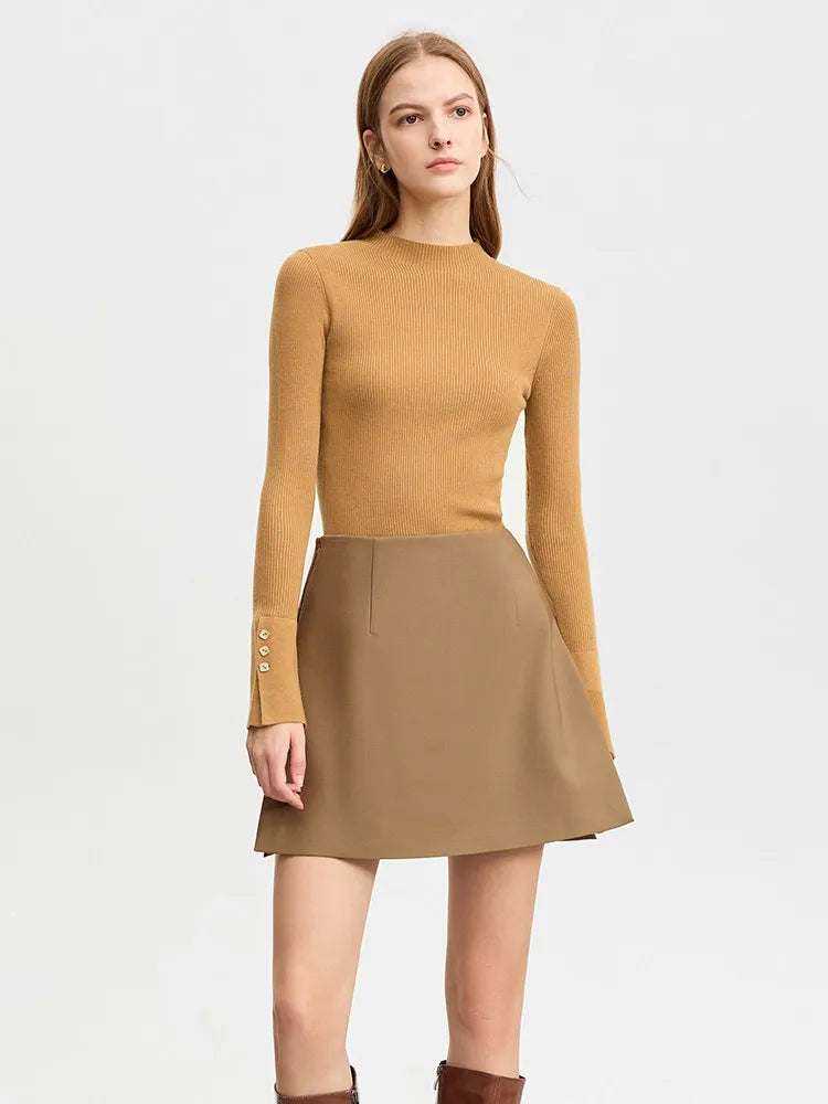 High-Waist-Shortsrock in Camelbraun mit Falten und ausgestelltem Saum