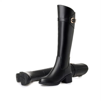 Damenstiefel, schwarz, hoher Schaft, runde Spitze, Blockabsatz, verstellbarer Riemen