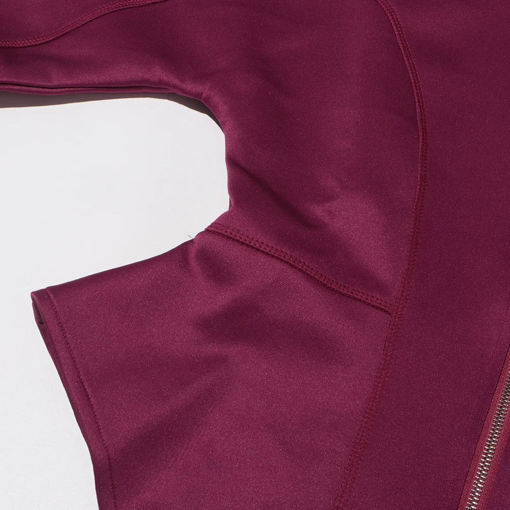 Elegantes ärmelloses Damenkleid mit 3D-Dekoration und Faltendetails im Patchwork-Design