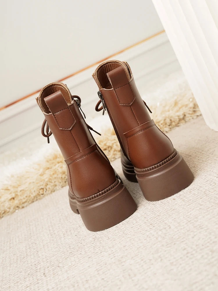 Damen Stiefeletten aus echtem Leder im Retro-Stil mit quadratischem Absatz