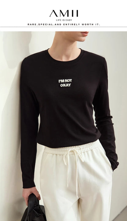 Damen T-Shirt mit minimalistischem Design und gesticktem Brief für den Herbst