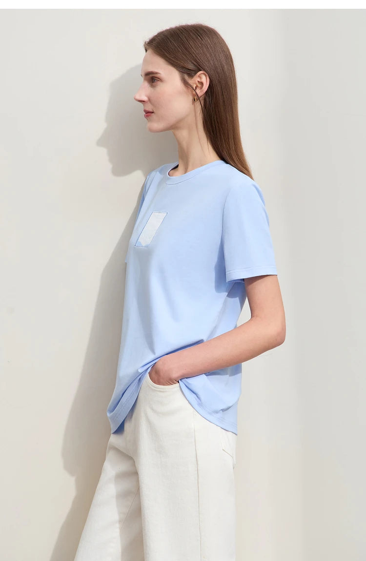 Damen T-Shirt aus Baumwolle mit lässigem O-Ausschnitt und modischer Stickerei