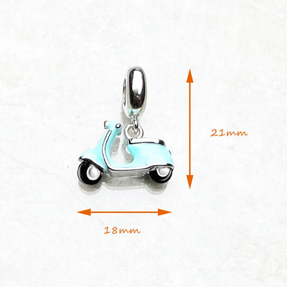Damen-Charm-Anhänger Motorroller Urlaub trendig aus Sterlingsilber
