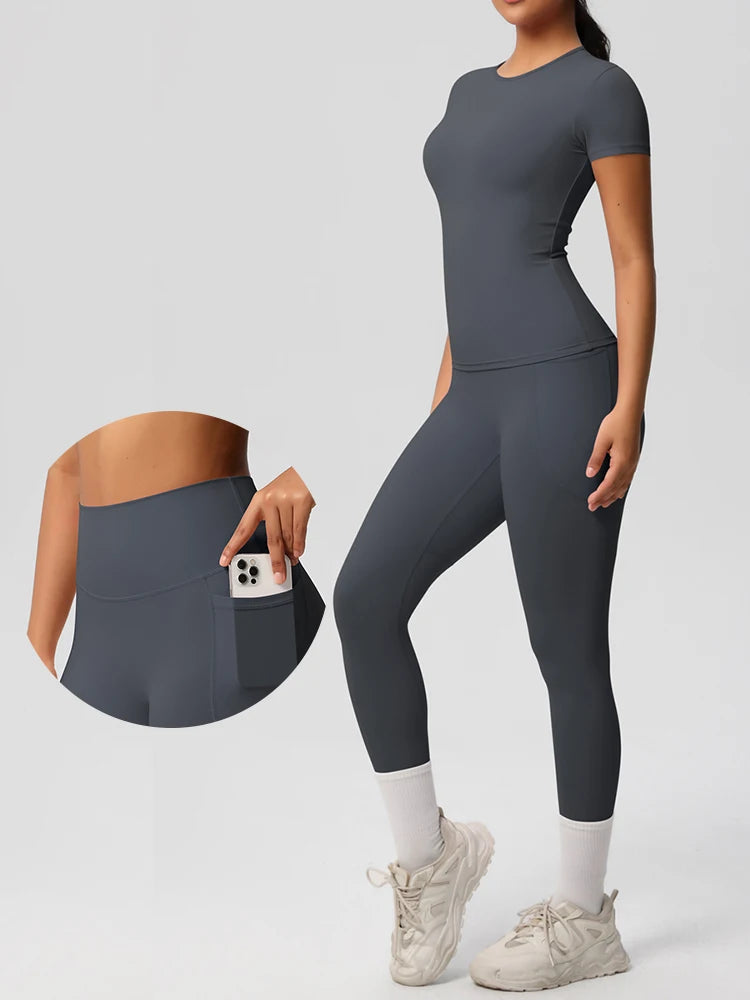 Damen-Yogaanzug (2-teilig) in Graphitgrau: enges T-Shirt und Leggings