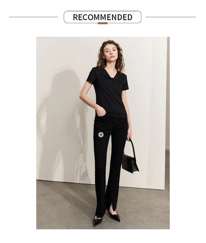 Damen T-Shirt im Minimalismus-Stil mit V-Ausschnitt und dünnem Design