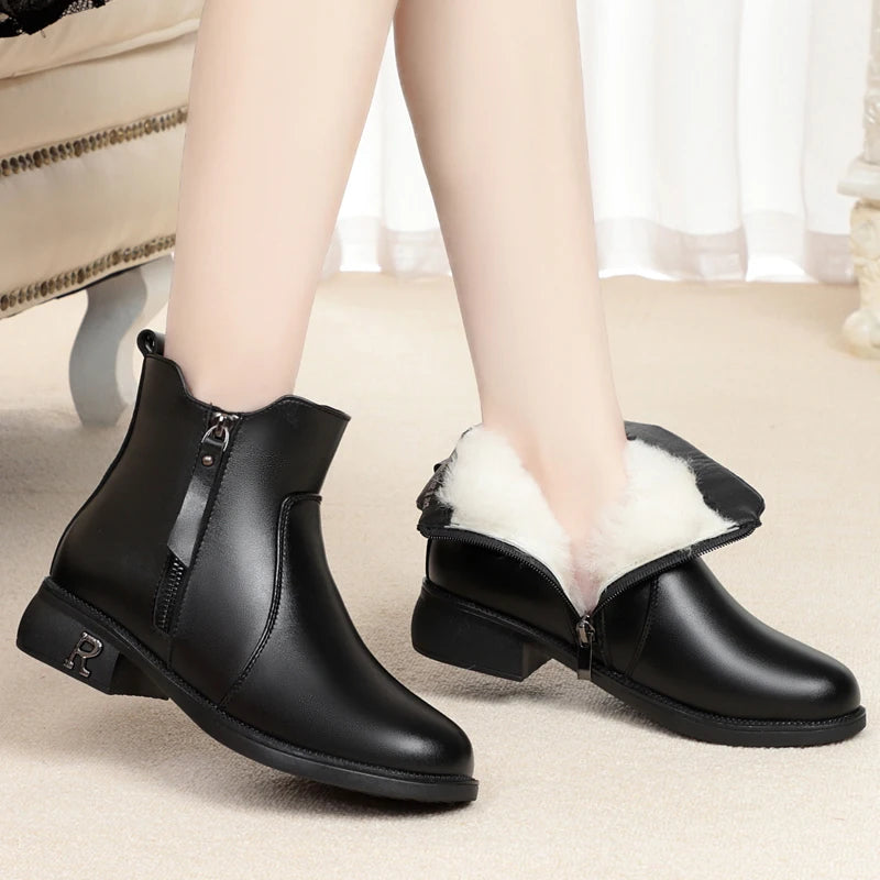 AIYUQI Damen-Ankle-Boots, schwarz, mit Wolleinsatz am Schaft und Blockabsatz