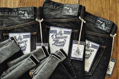 Herren Jeans aus Denim im Distressed Look mit gerader Passform