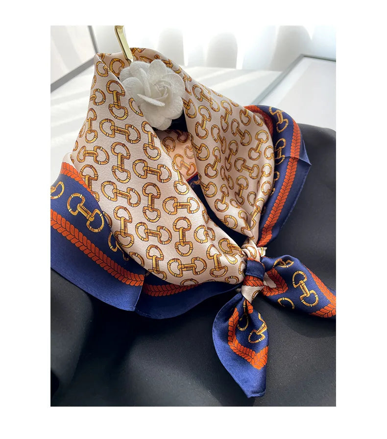 Damen Seidensatin Schal Tasche Kopf Bandana Halsschal klein quadratisch Luxus E