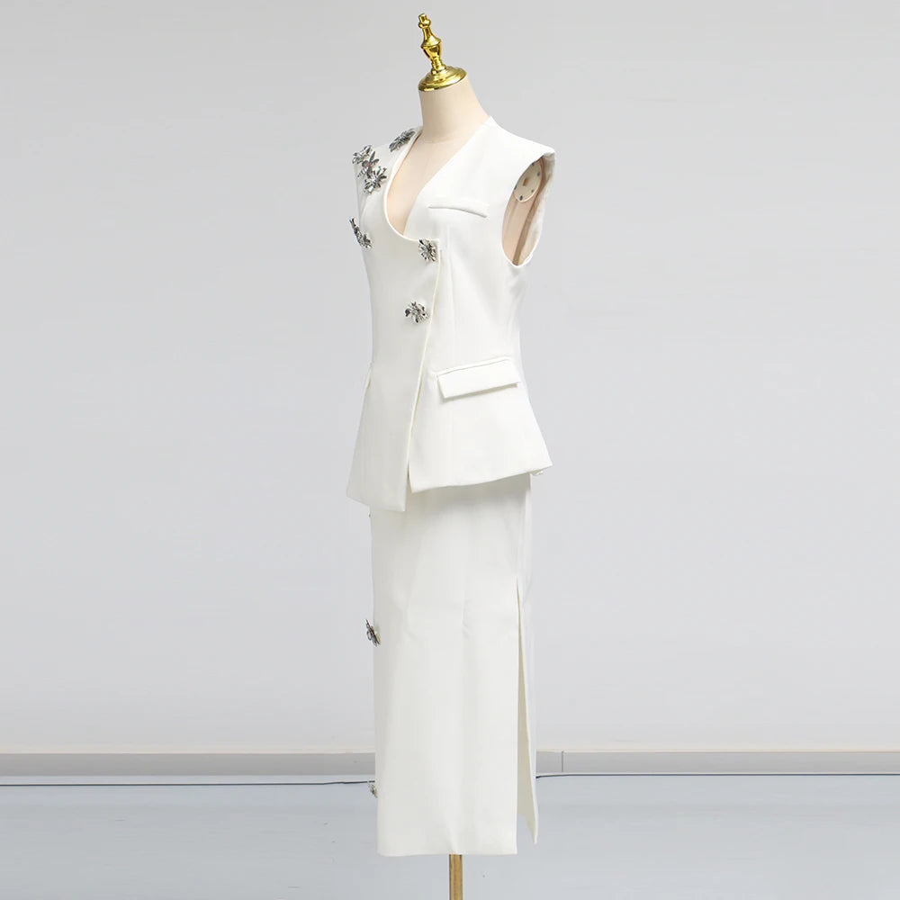 Elegantes Damenkleid mit Rundhalsausschnitt, kurzen Ärmeln und Pailletten-Patchwork-Design – ideal für besondere Anlässe.