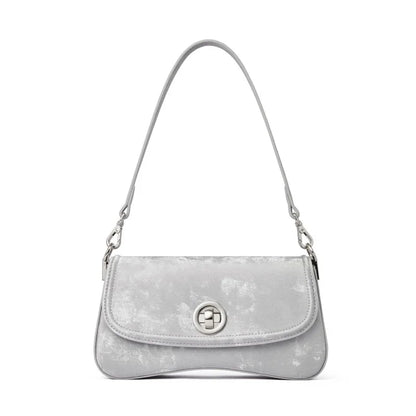 Natürliche Rindleder Schultertasche Frühlingslook