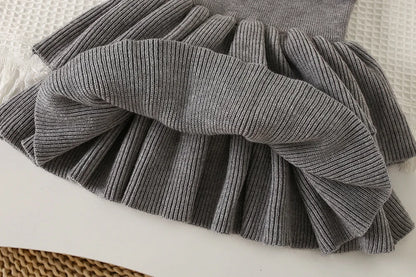 Mädchen Kleidungsset mit Bogen Druck Pullover und Faltenrock im 2-Teile Design