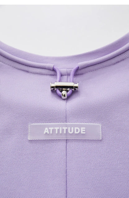Damen T-Shirt im minimalistischen Stil mit lässigen kurzen Ärmeln