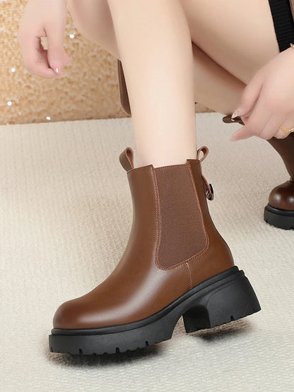 Damen-Chelsea-Boots in Braun mit elastischem Schaft und breiter Profilabsatzsohle