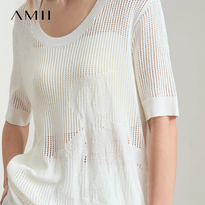 Damenpullover kurzarm mit U-Ausschnitt, offwhite, Detailansicht Lochmuster und Zierstruktur