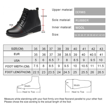 Schwarze Winter-Stiefelette mit Größen- und Passformangaben, Profilsohle