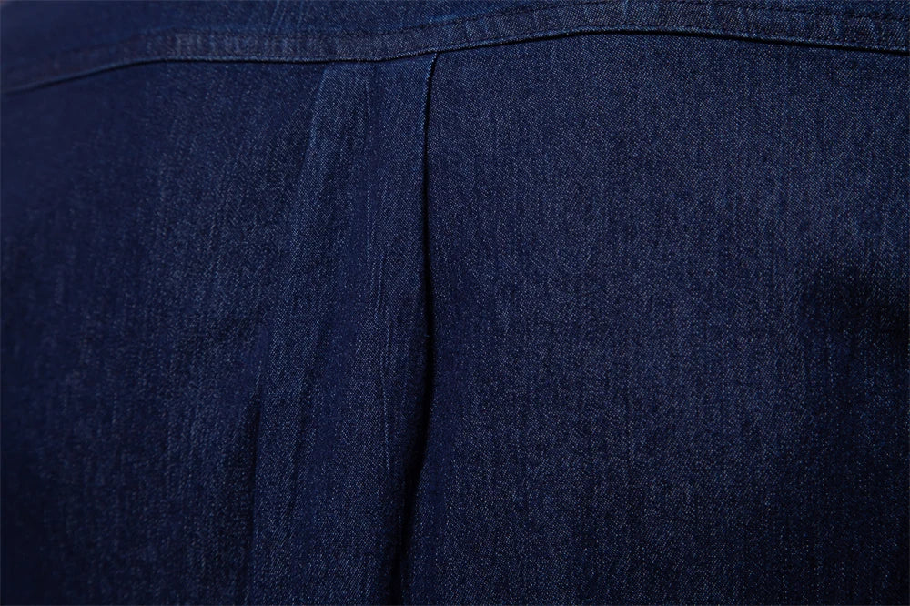 Herren Denim Hemd aus Baumwolle mit elastischem Design und doppelten Taschen