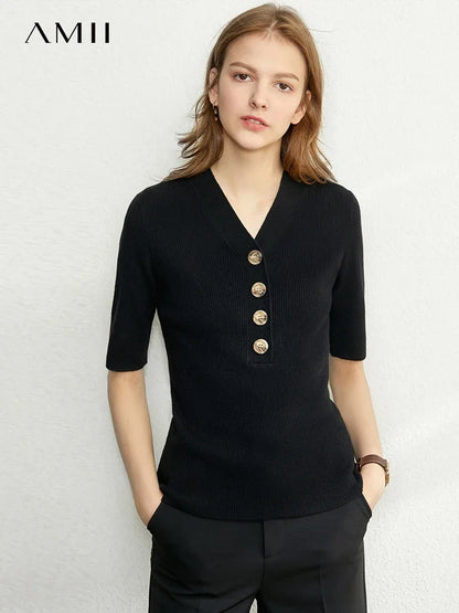 Damen T-Shirt im minimalistischen Stil mit V-Ausschnitt und halben Ärmeln