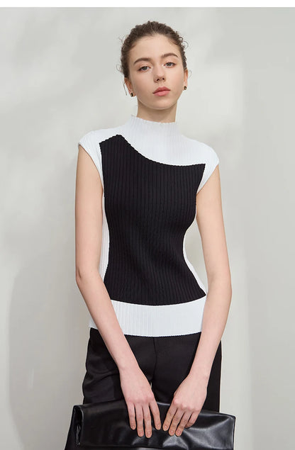 Zweifarbiger ärmelloser Damen-Strickpullover mit hohem Rollkragen, schwarz/weiß
