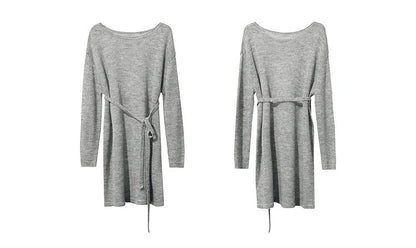 Strickpullover in meliertem Grau mit Gürtel, Rundhalsausschnitt, lange Ärmel, lockerer Schnitt