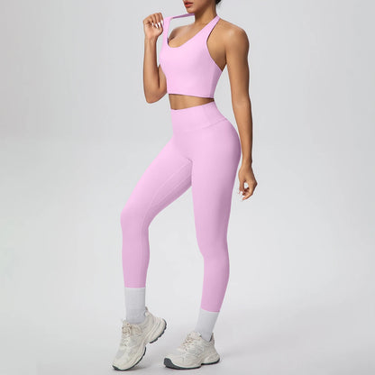 Lila Yoga-Set: Trägertop mit kurzem Schnitt und Leggings, verdeckte Seitennaht