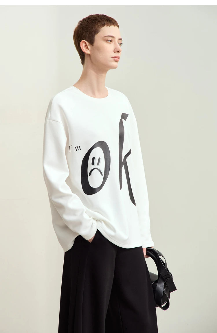 Damen T-Shirt im minimalistischen Stil mit Rundhalsausschnitt und Druckdesign