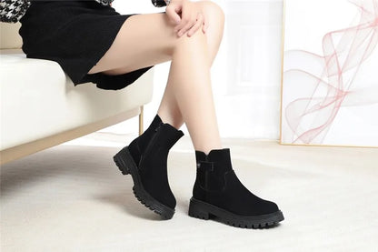 AIYUQI Winter Shoes Boots Ladies 2025 New Genuine Leather Women Snow Boots Large Size Natural Wool Warm Women's Ankle Boots