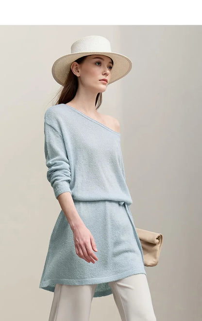 Gestricktes Kleid/Longpullover-Top mit Rundhalsausschnitt, hellblau, mit Bindegürtel
