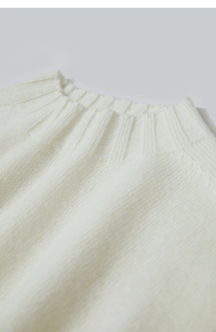 Strickpullover mit Stehkragen, cremefarben, Rippbündchen an Ärmel und Saum