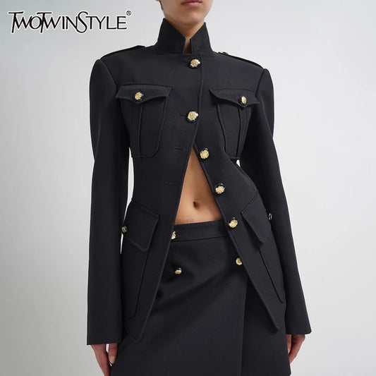 Elegantes Damen-Kleid mit Karomuster, Reverskragen und langen Ärmeln – figurbetont und mit Patchwork-Design.