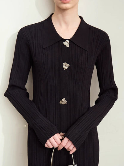 Elegantes Gestricktes Kleid Für Büro Damen Mit Kragen Und Knöpfen