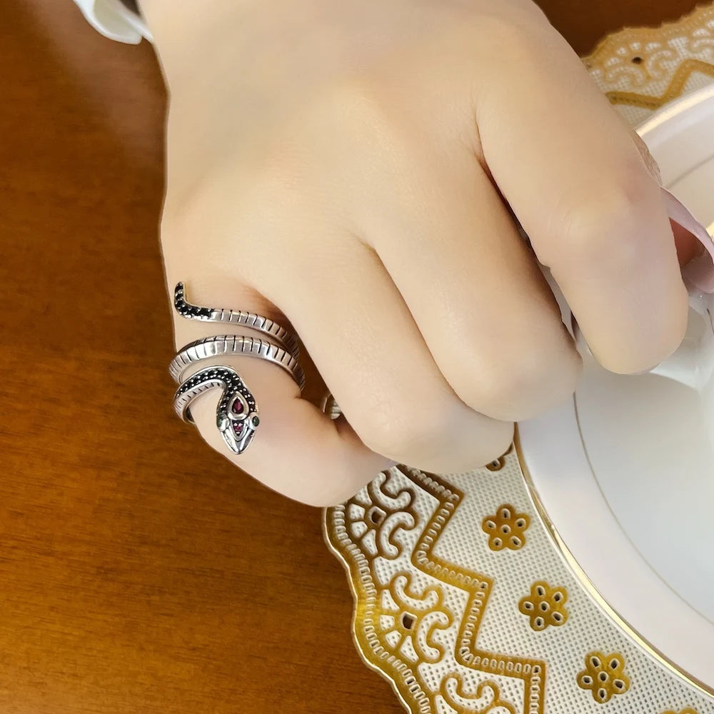 Damen-Ring Schlange schwarze Steine klassisch Europa aus Sterlingsilber