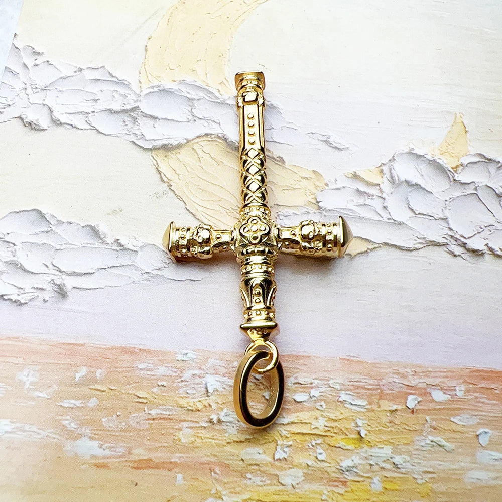 Damen-Charm-Anhänger Totenkopf Kreuz vergoldet Vintage aus Sterlingsilber