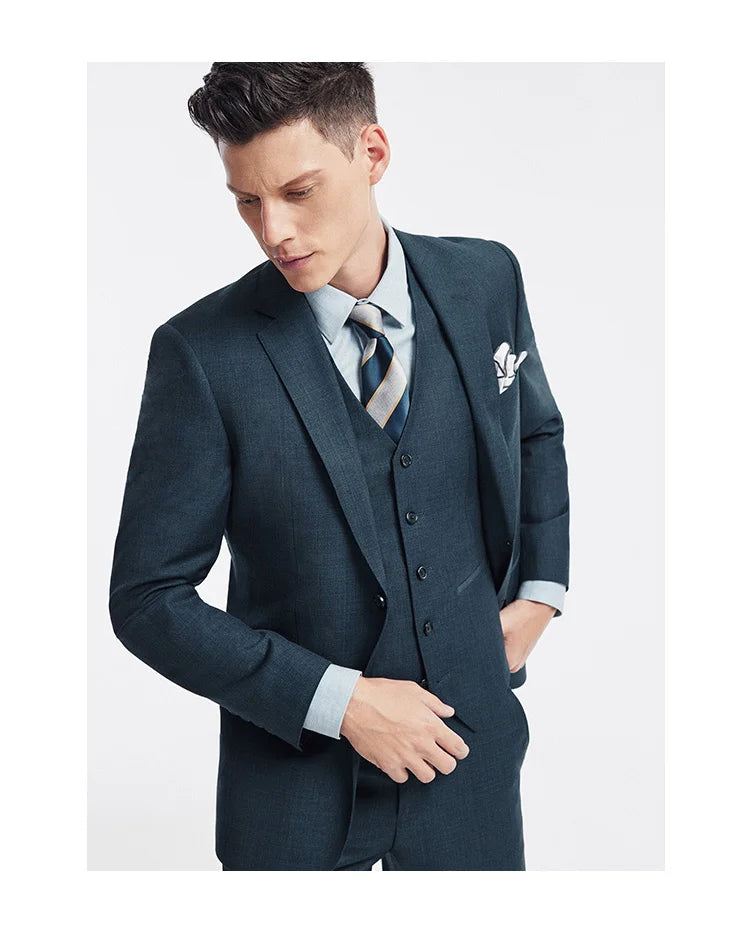 Grünes Herren-Anzugset mit zweireihigem Blazer, Weste und Hose aus Baumwolle – ideal für formelle Anlässe und Hochzeiten
