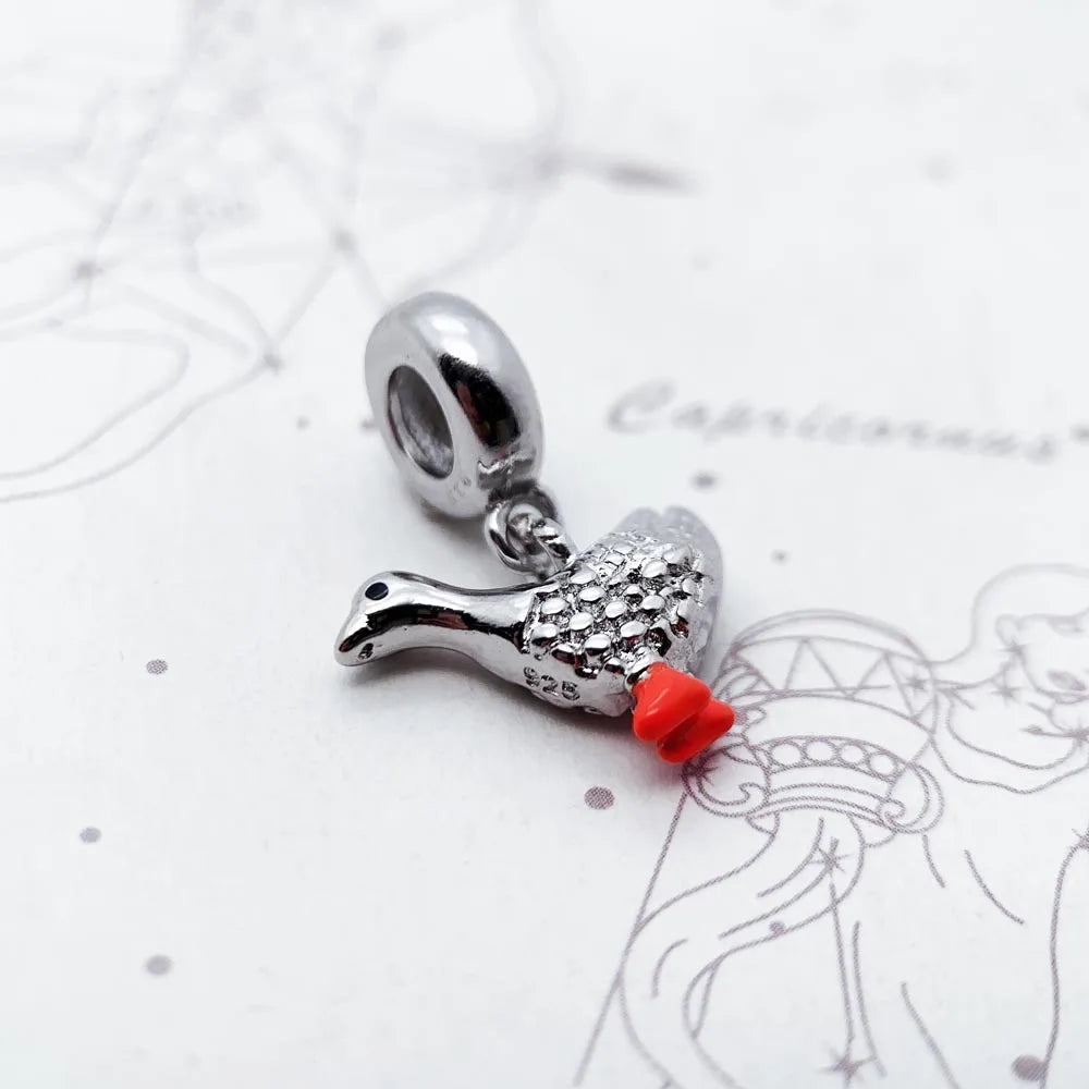 925-Silber-Anhänger mit Gänse-Kopf, glänzende Oberfläche, rotes Schnabel-Detail