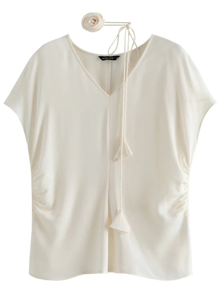 Minimalistisches Damen-T-Shirt mit elastischem Design und kurzen Ärmeln – ideal für den Sommer und vielseitig kombinierbar