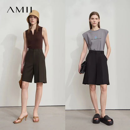 Damen Shorts im minimalistischen Stil mit Tasche für den Sommer