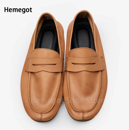 Herren-Loafer aus Leder, cognacbraun, Paaransicht von vorn, mit Stegriemen