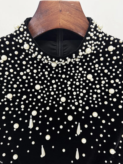 Elegante Damenjacke mit Perlenbesatz und Patchwork-Design, lockere Passform, Reverskragen und langen Ärmeln.