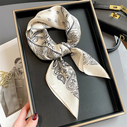 Damen Seidenschal quadratisch Blumenprint Bandana Halstuch 53cm